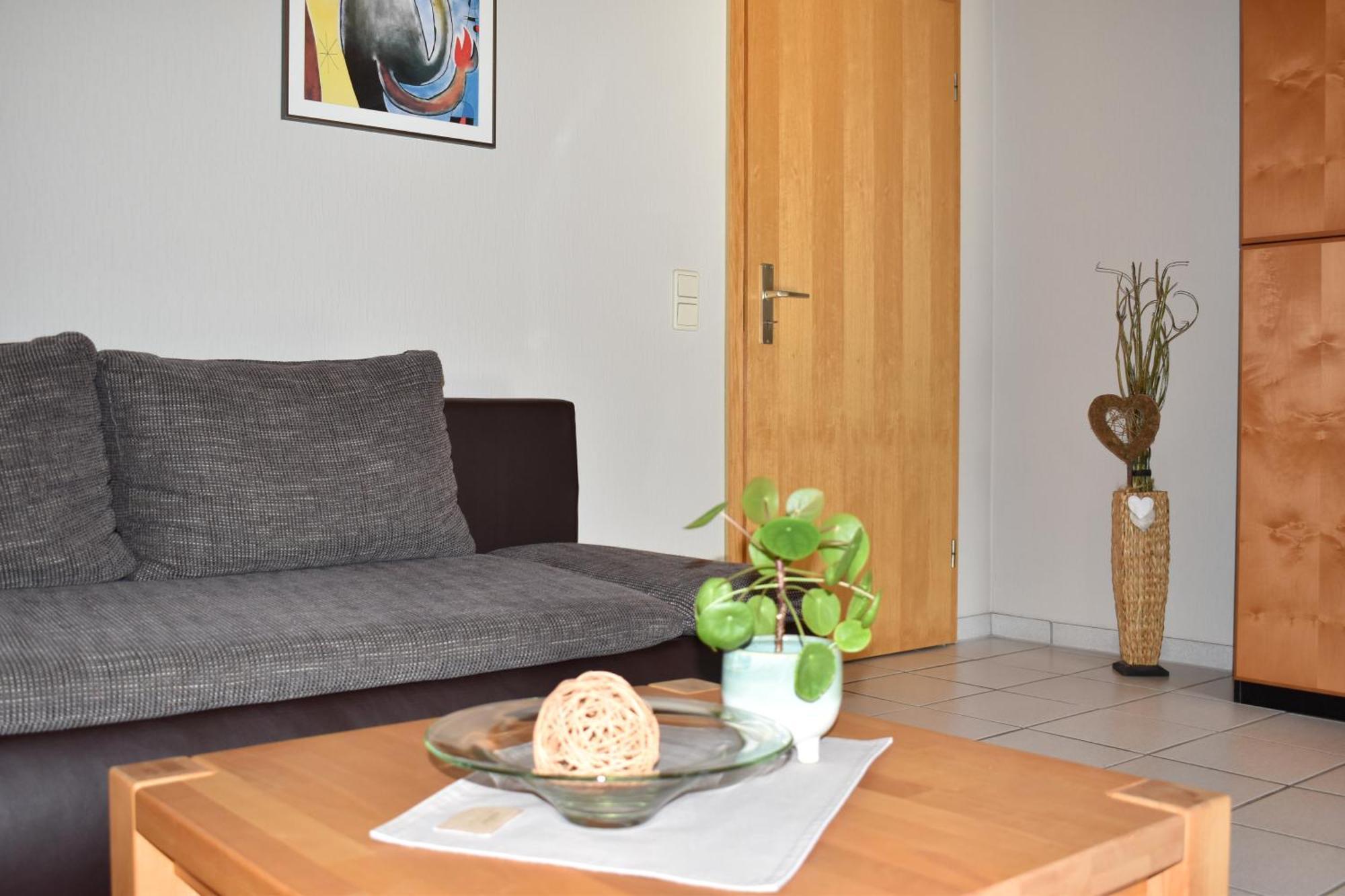 Reis Apartment